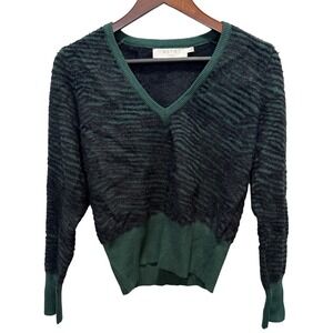 ASTR The Label Womens V-Neck Fuzzy Zebra Knit Sweater Green Black AT15617 Size S